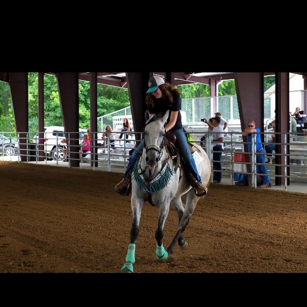 Meet your Posher, Madison